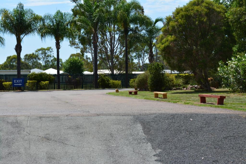 Motel Oasis Kingaroy Exterior photo